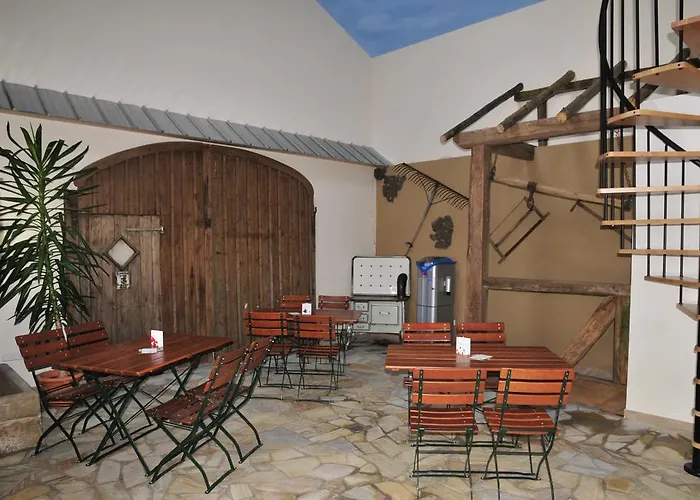 乌坎百伦瑟夫酒店 酒店