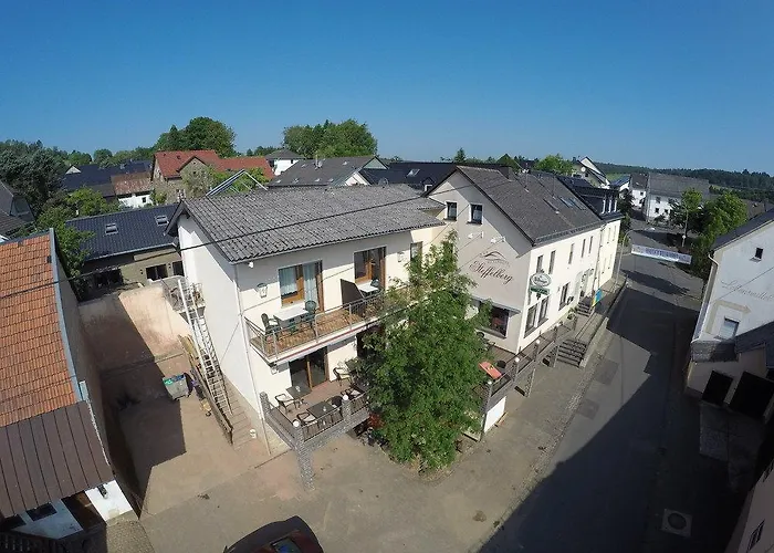 乌坎百伦瑟夫酒店 3*