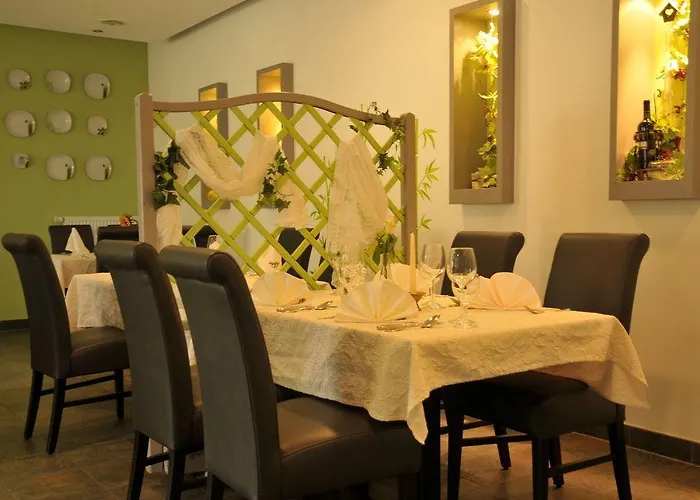 乌坎百伦瑟夫酒店 酒店