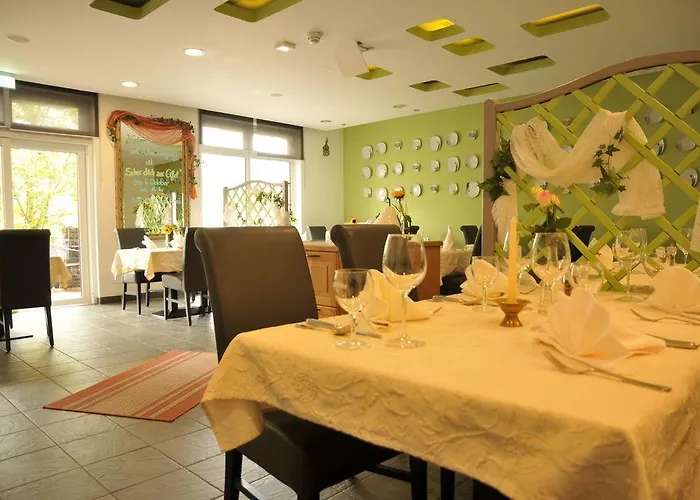 乌坎百伦瑟夫酒店 酒店 施泰弗尔恩