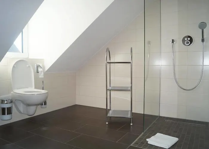 乌坎百伦瑟夫酒店 酒店